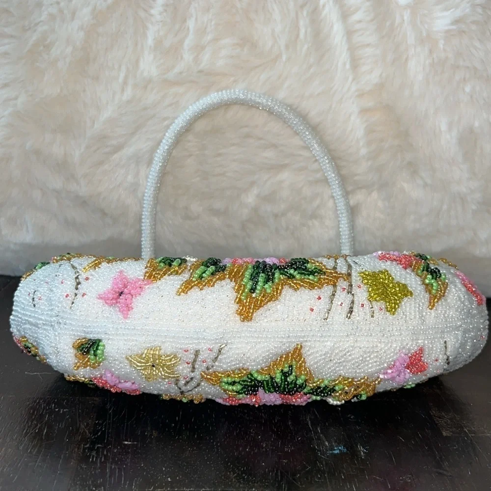Vintage all beaded clutch bag white with flowers dainty delicate feminine pretty